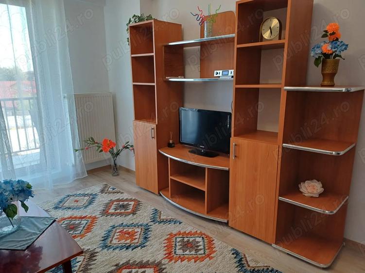 proprietar inchiriez apartament 2,camere - 1