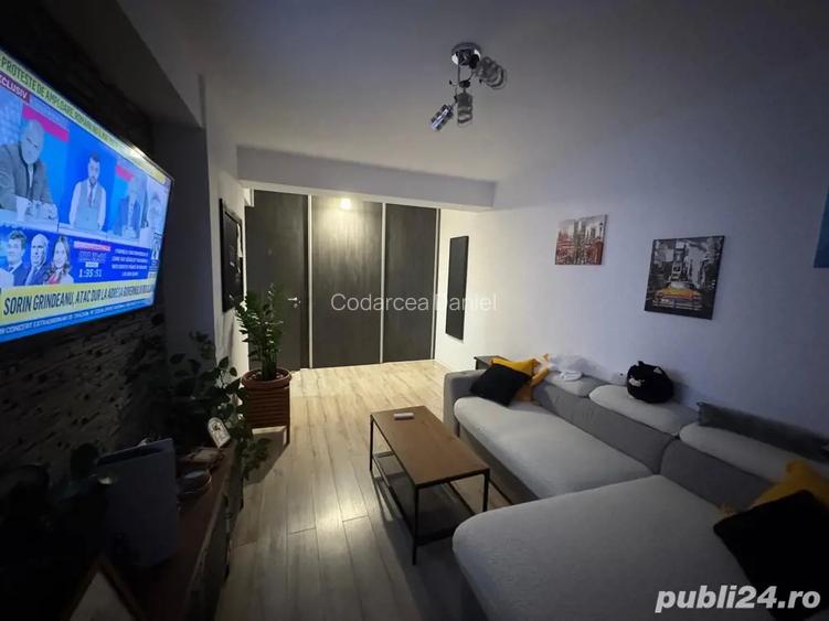 Inchiriere apartament 2 camere decomandat