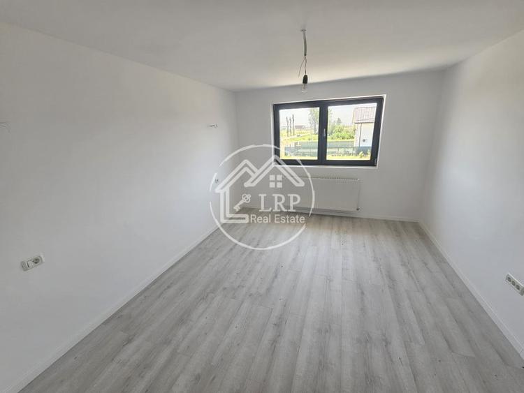 Dascalu-Vila 5 camere, 3 bai, 2 terase, 400mp teren - 9