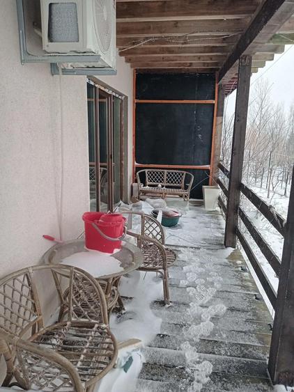 Casa din lemn,Zona Paun Barnova - 1