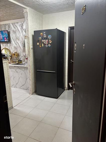Vand apartament cu 3 camere si 2 bai in zona Militari Gorjului. - 2