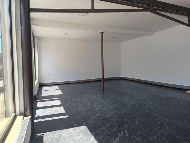 Spațiu comercial, de 70 mp, în Dâmbul Rotund