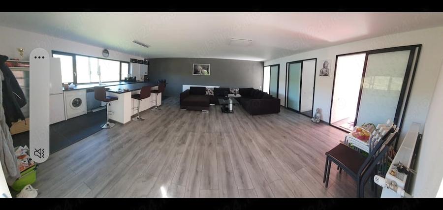 Casă cu 2 camere cu Teren 500 Mp în Central