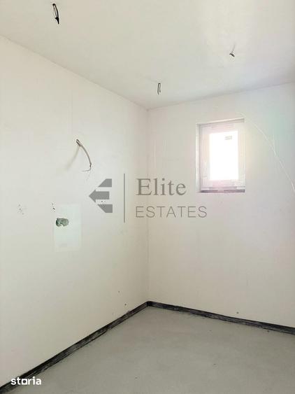 Casă cu 4 camere cu Teren 500 Mp în Sânmartin