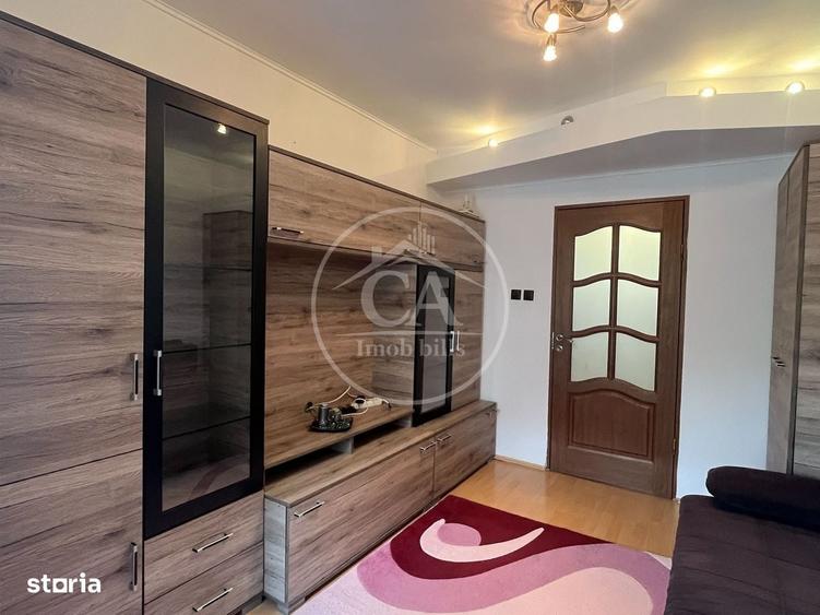 Apartament cu 3 camere decomandat în Rogerius