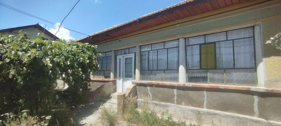 Teren de 30000 mp, în Brăniștari