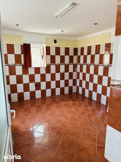 Casă cu 3 camere cu Teren 60 Mp în Central