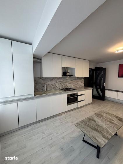 De inchiriat apartament cu 3 camere, zona liceului nr.2,mobilat,utilat - 1