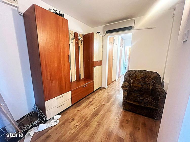 Apartament cu 3 camere decomandat în Canta