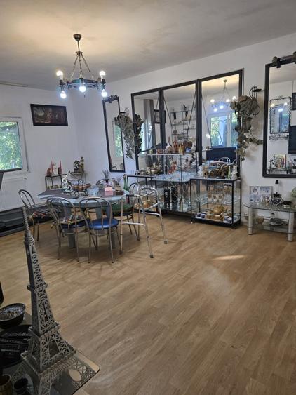 Casă cu 3 camere în Central