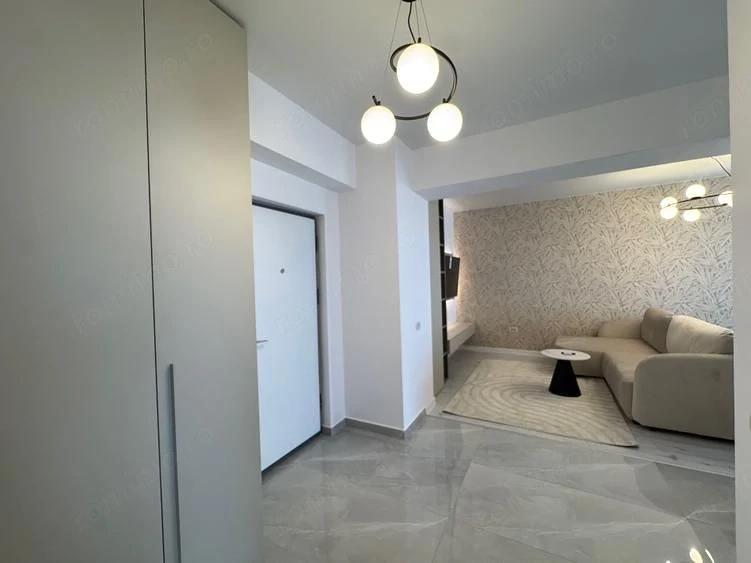 Apartament cu 2 camere decomandat în Parcul Carol