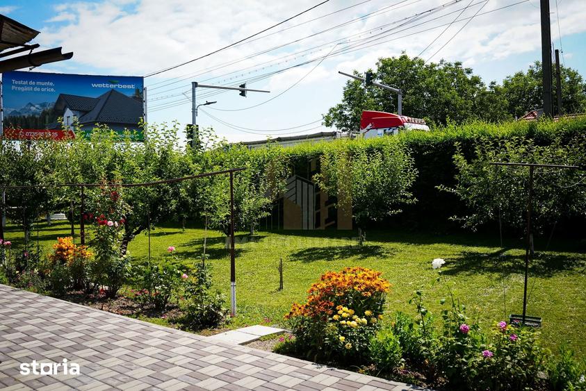 Casă cu 10 camere decomandat cu Teren 1650 Mp în Lunca Calnicului
