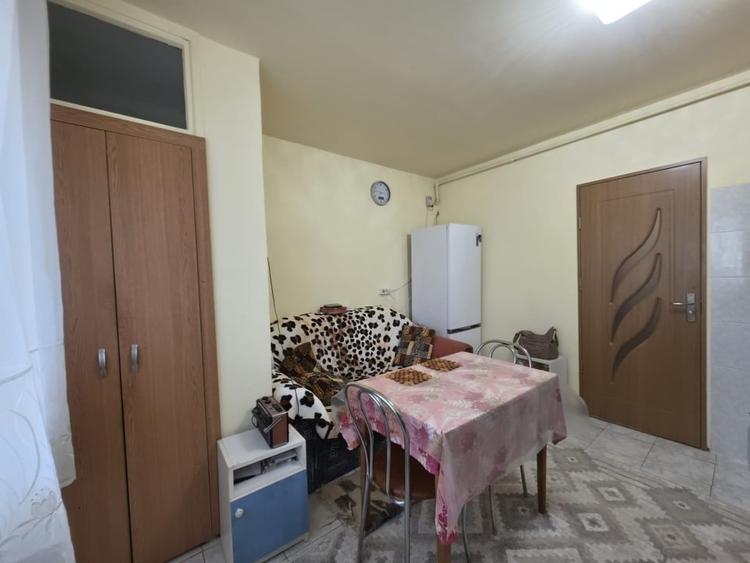 Apartament cu 3 camere decomandat, mobilat în Săsar