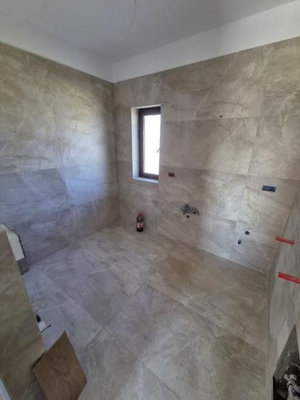 Duplex cu 4 camere cu Canalizare în Urseni