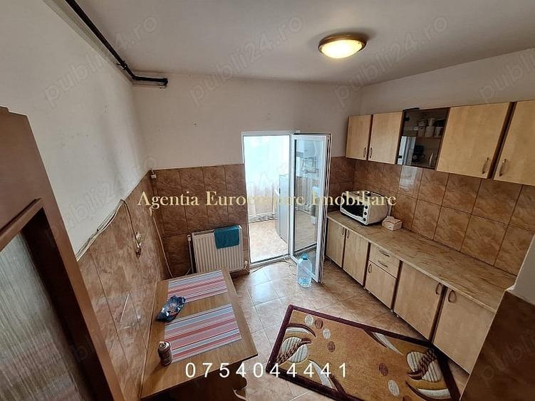 Apartament cu 2 camere decomandat în Capitol