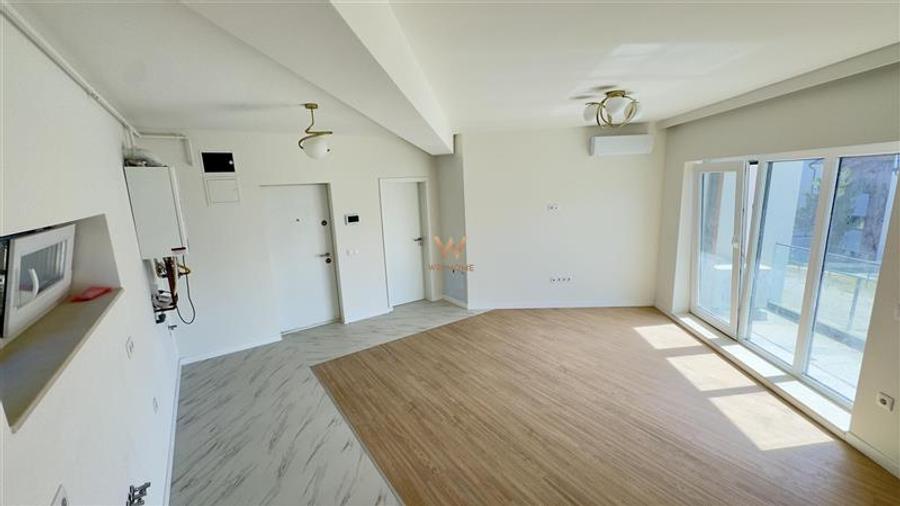 Apartament cu 2 camere nedecomandat în Cristian