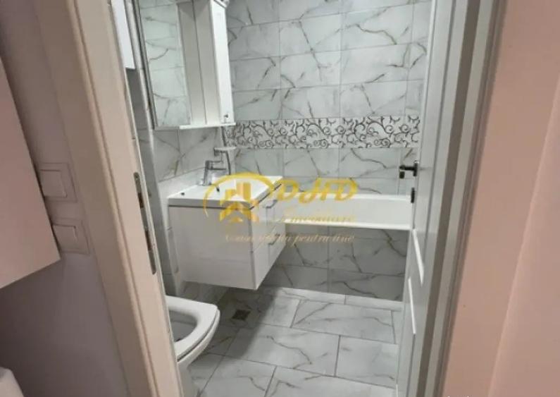 Ap. 2 cam decomandat Palas, renovat, centrala, AC - 1