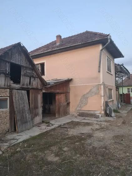 Casa de vanzare cu etaj - 8