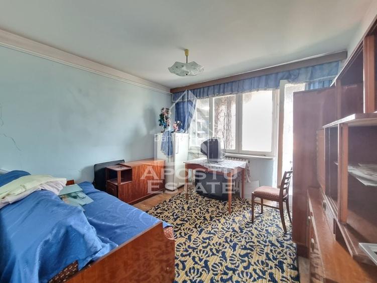 Apartament cu 2 camere semidecomandat în Circumvalațiunii Apartament cu 2 camere semidecomandat în Circumvalațiunii