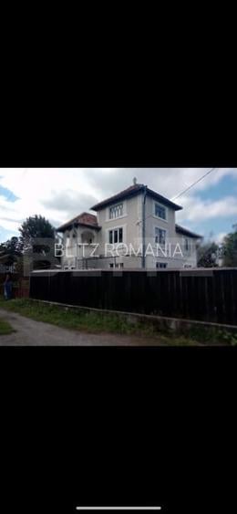 Casa spatioasa cu teren generos, in zona linistita - Nasaud