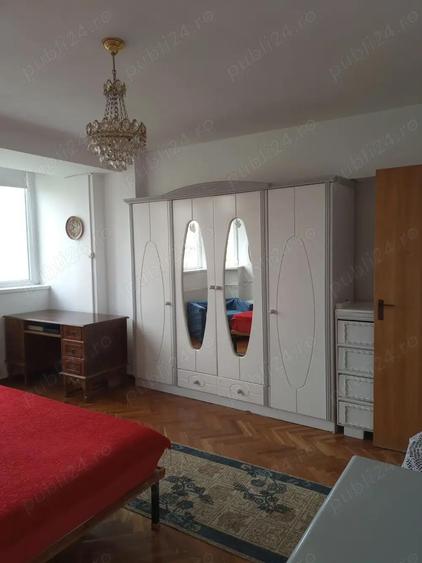 DE VANZARE apartament 3 camere 2bai.zona Unirii, Rond Cosbuc,et.4din8 - 300000 euro - 3
