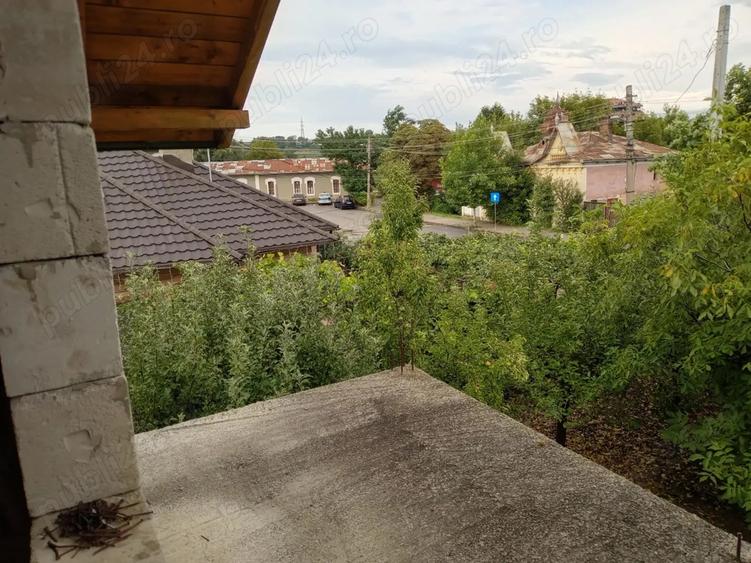 Vand casa la rosu cu 500mp teren - 8