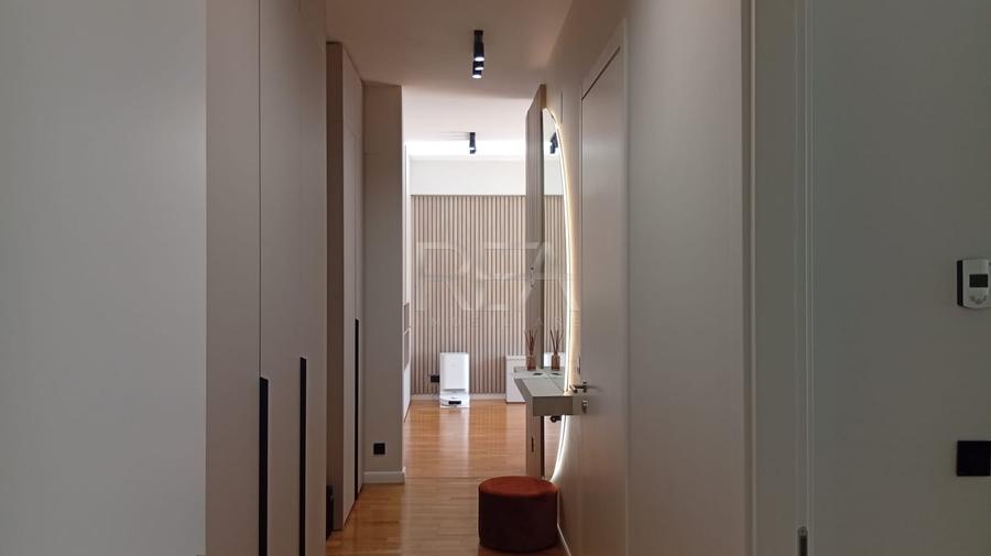 Apartament cu 3 camere decomandat, mobilat în Domenii