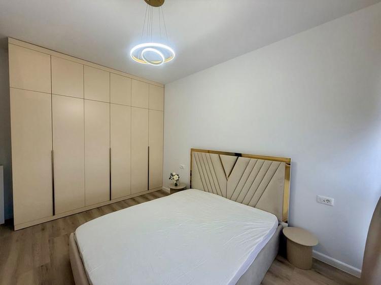 Proprietar vand **Apartament 2 camere Lux** - 2
