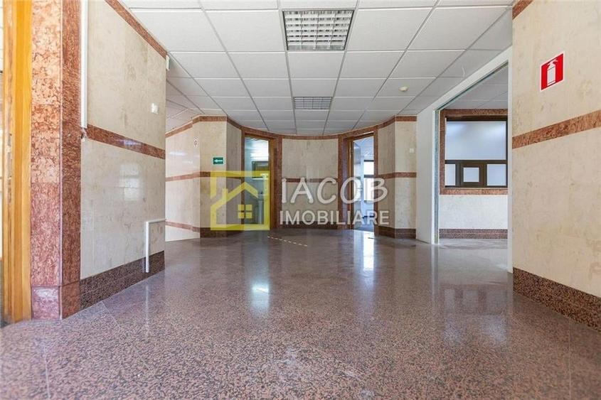 Spatiu comercial P+1, Buhusi, central, jud Bacau - 4