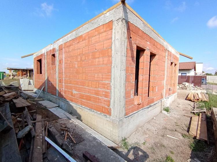 Sanandrei Casa Individuala Pe Parter, 3 Cam, Drum Asfaltat. Toate Utilitatiile - 2