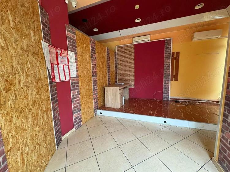 Dau in chirie spatiu comercial in Oradea, zona Rogerius str. I Cantacuzino 75 mp pret 10 Eur mp - 10