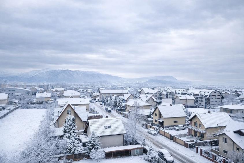 3 camere premium Coresi – Tractorul - 7