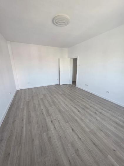 BLOC NOU apartament cu 1 camera 34.2m² de vanzare, FINALIZAT , ZONA CENTRALA Pod - 1