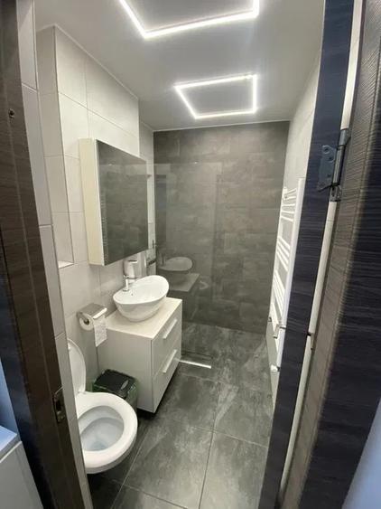 Apartament cu 3 camere, etajul 3/4, zona Podu Ros - 7