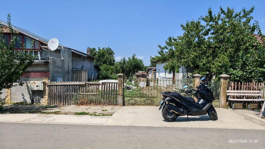 Teren intravilan 1030 mp - Darvari (Ciorogarla). - 4