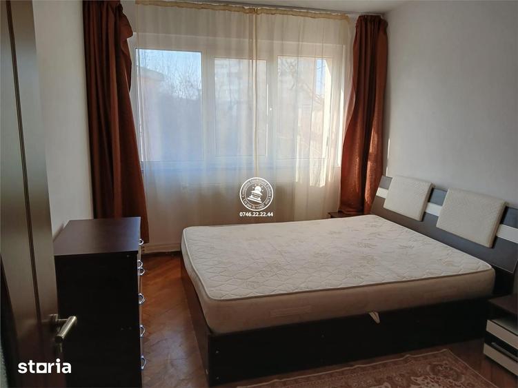 Apartament cu 2 camere decomandat în Podu Roș