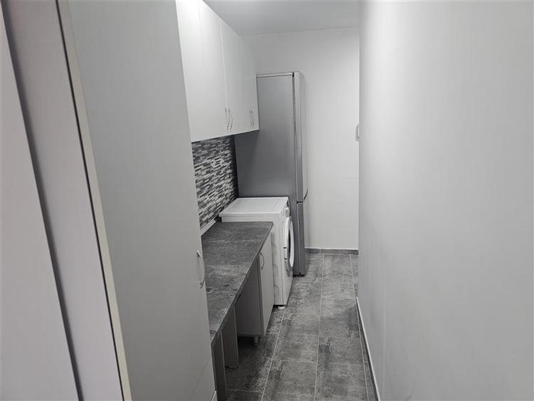 Resita, Garsoniera, Renovata, Mobilata+Utilata, Et. 2, Micro 4 - 16