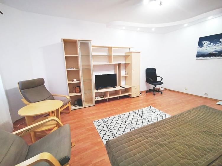 Apartament cu 2 camere decomandat în Lujerului