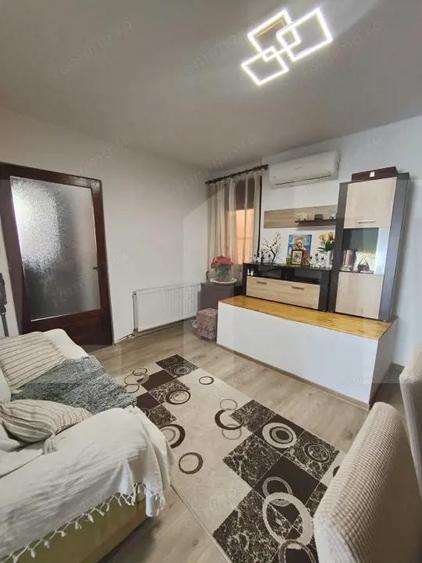 Oportunitate! Casa individuala renovata, curte ?i garaj, mutare imediata - 10