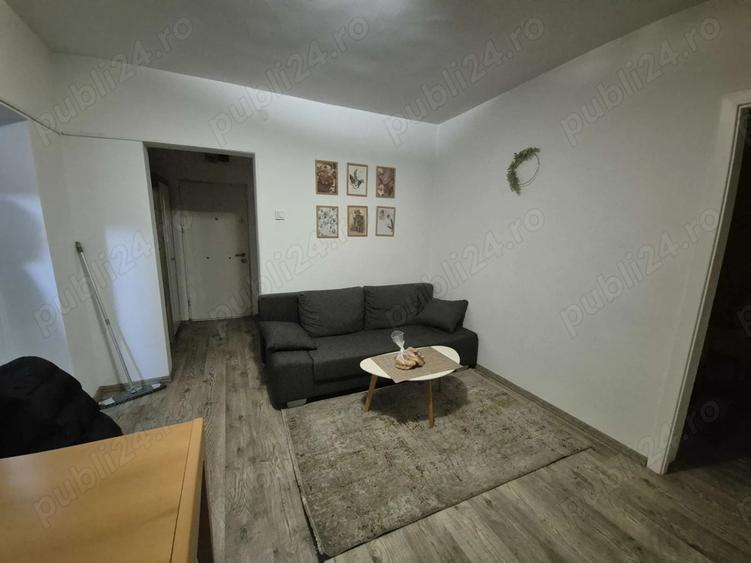 De inchiriat apartament cu 2 camere Podu' Ros - 5