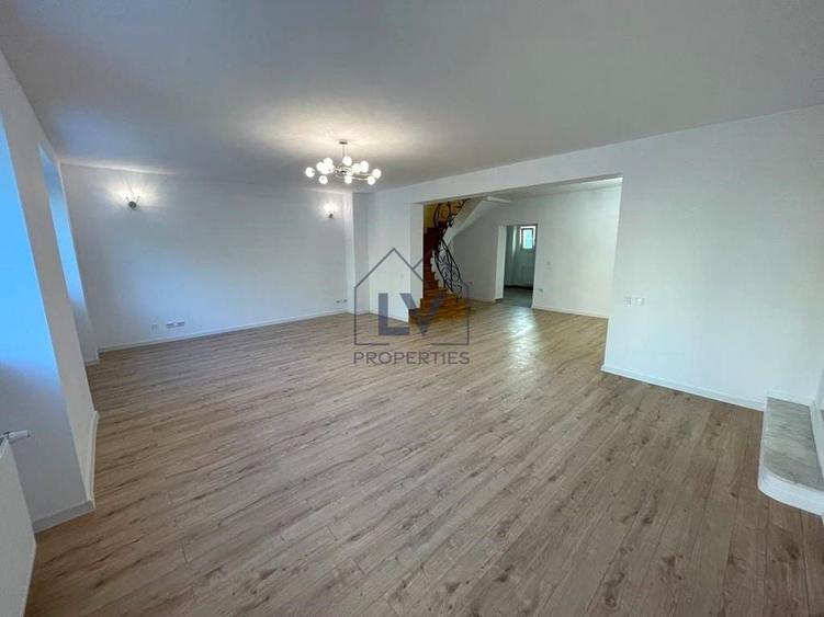 APARTAMENT UNIC | 7 CAMERE | TRIPLEX | PIATA VICTORIEI - 3