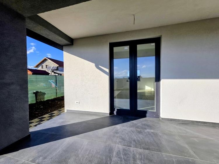 Casa la cheie langa Dealul Lempes – Parter, 523 mp teren, Sanpetru - 18