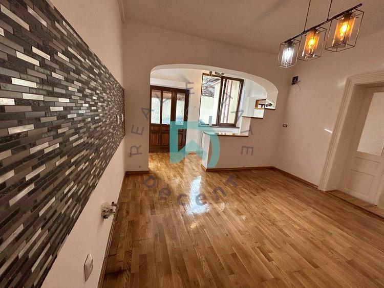 Casa renovata,  zona Grivitei, Brasov - 3