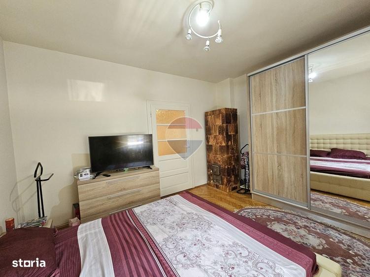 Casă cu 4 camere cu Teren 241 Mp în Central