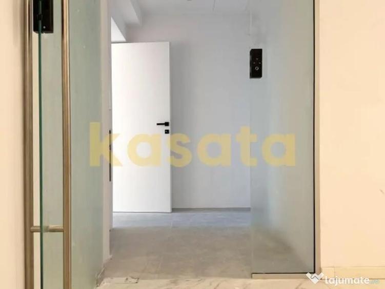 OPORTUNITATE | SPA?IU COMERCIAL PREMIUM IN WIN HERASTRAU - 4