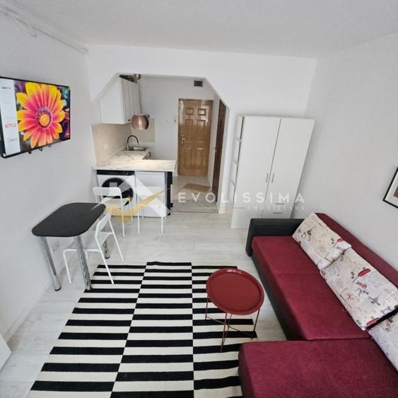 Garsoniera, zona Calea Bucuresti - 1