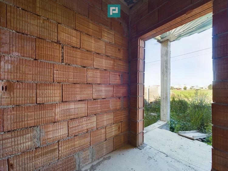 Duplex în Moșnița Nouă, în spate la Castel - 25