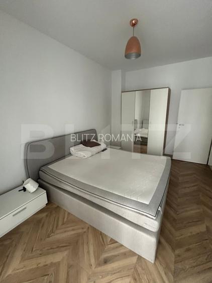 Apartament 2 camere semidecomandat, finisat si mobilat, in zona centrala
