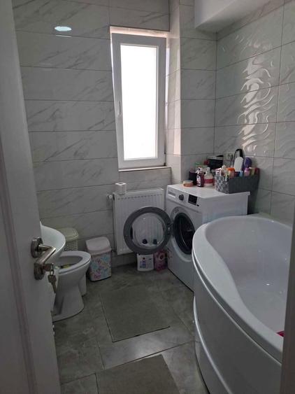 INCHIRIEZ APARTAMENT - 5