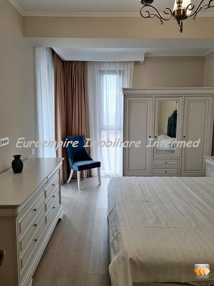 Apartament cu 3 camere, lux, zona FALEZA NORD - 12